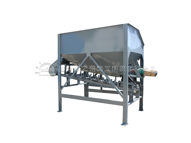 牛糞料倉(cāng).jpg 牛糞料倉(cāng).jpg