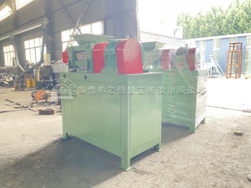 對(duì)輥擠壓造粒機(jī).jpg